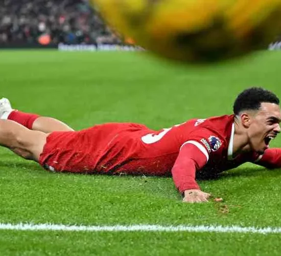 Trent Alexander-Arnold – Hậu vệ kiến thiết làm thay đổi tư duy bóng đá hiện đại