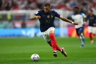 Kylian Mbappe cao bao nhiêu? Sự thật về chiều cao siêu sao người Pháp